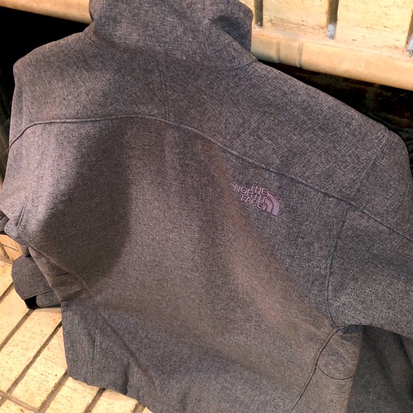 The North Face - Men's Apex Bionic Jacket - !Like New! - Picture 8 of 14